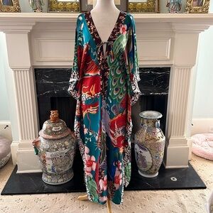 NWT Amazing peacock/tiger/dragon print kimono